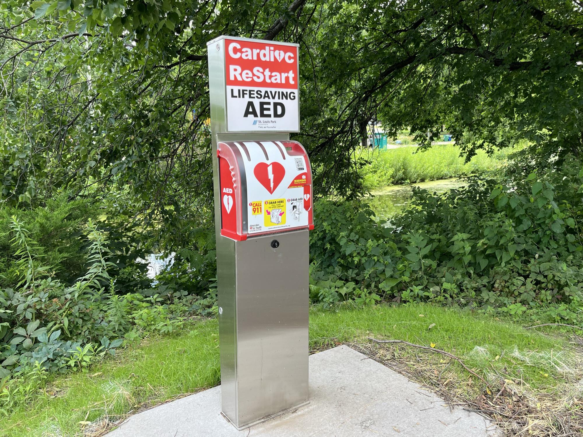 AED in Wolfe Park